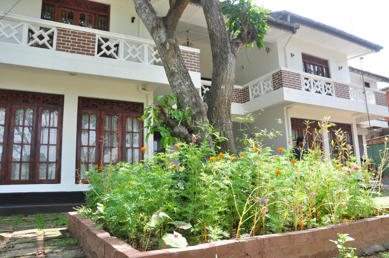 Villa Senowin Anuradhapura Exterior photo